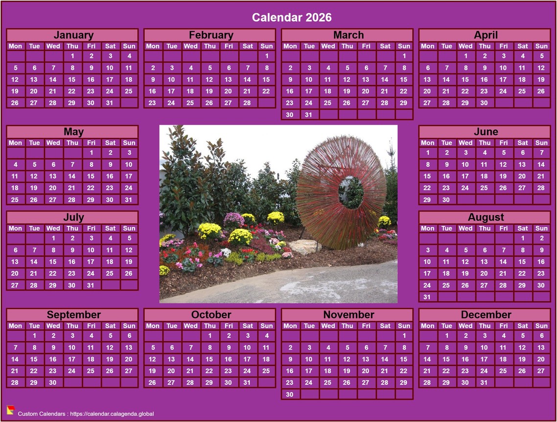 Calendar 2026 photo annual to print, pink background, format landscape, desk or wall
